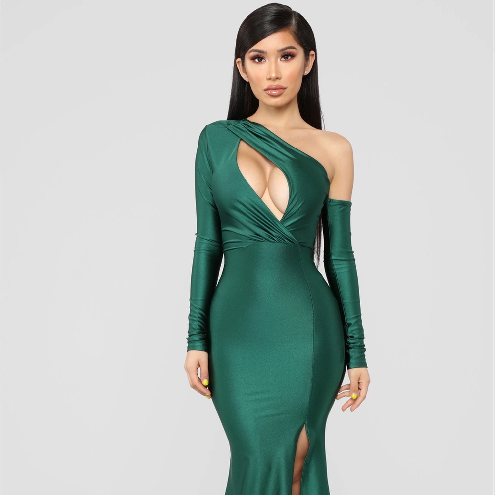 Pretty Hurts dress by Fashion Nova